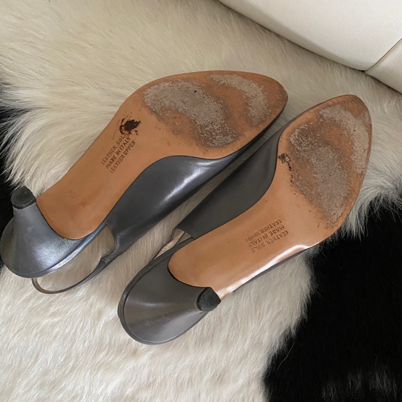 Vintage Salvatore Ferragamo sling back shoes - Picture 6 of 8